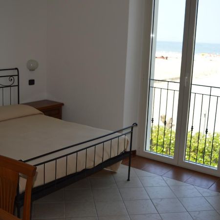 Residenza Villa Margherita Rimini Luaran gambar