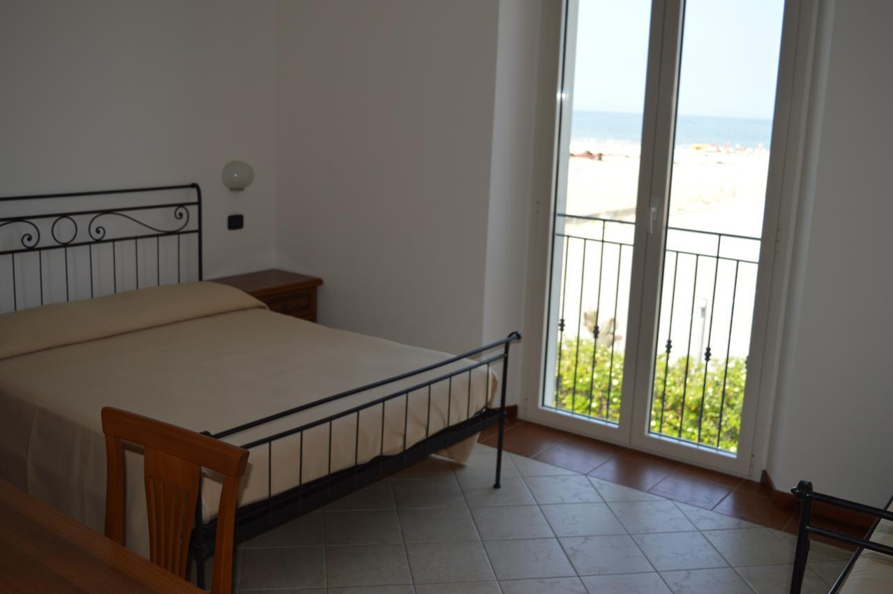 Residenza Villa Margherita Rimini Luaran gambar