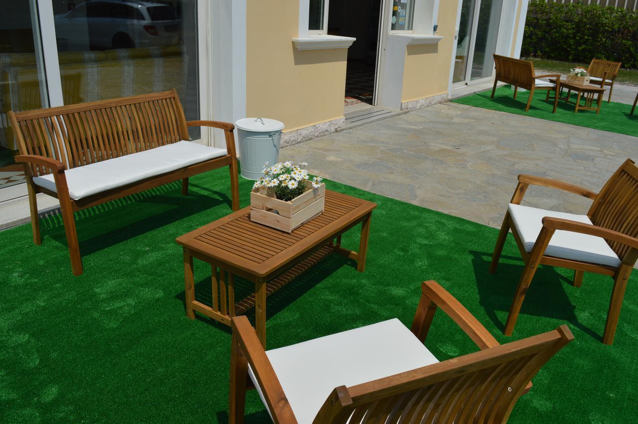 Residenza Villa Margherita Rimini Luaran gambar