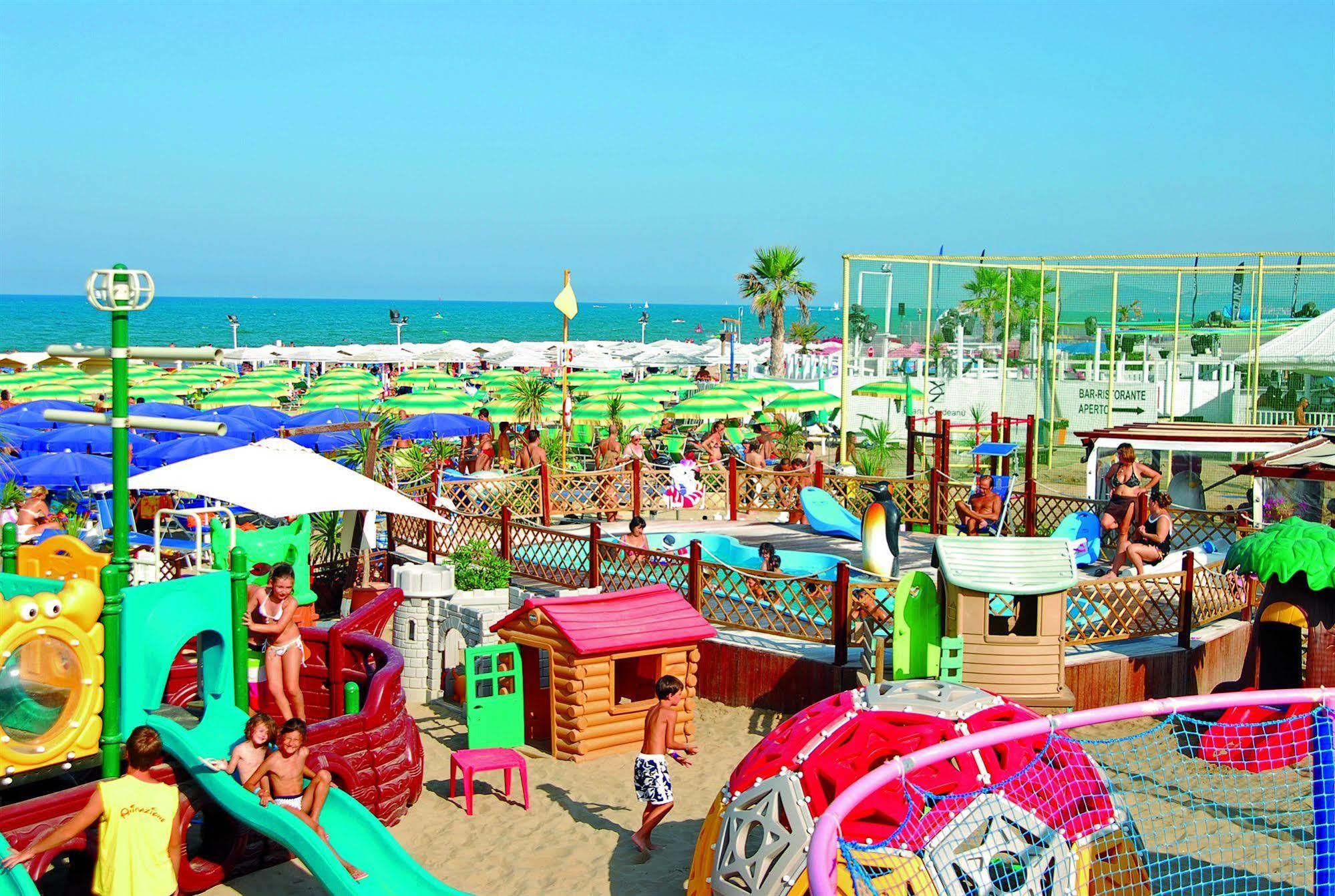 Residenza Villa Margherita Rimini Luaran gambar